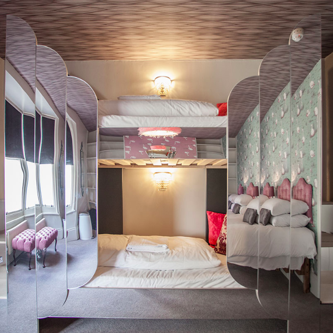 Flamingo Dreams Room