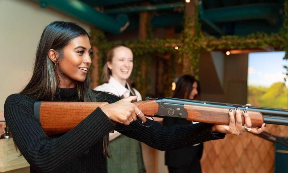 VIRTUAL CLAY SHOOTING